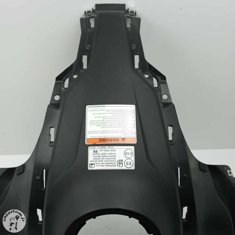 Couvre réservoir centrale  CF moto 800 mt 2025 - Cassetom - Nos pieces motos