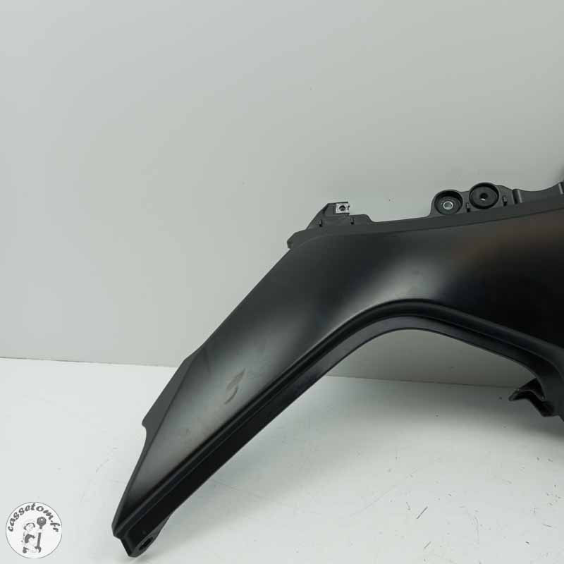 Couvre réservoir gauche  CF moto 800 mt 2025 - Cassetom - Nos pieces motos