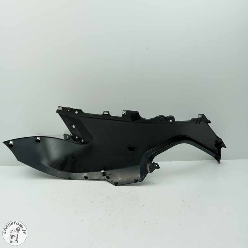 Couvre réservoir gauche  CF moto 800 mt 2025 - Cassetom - Nos pieces motos