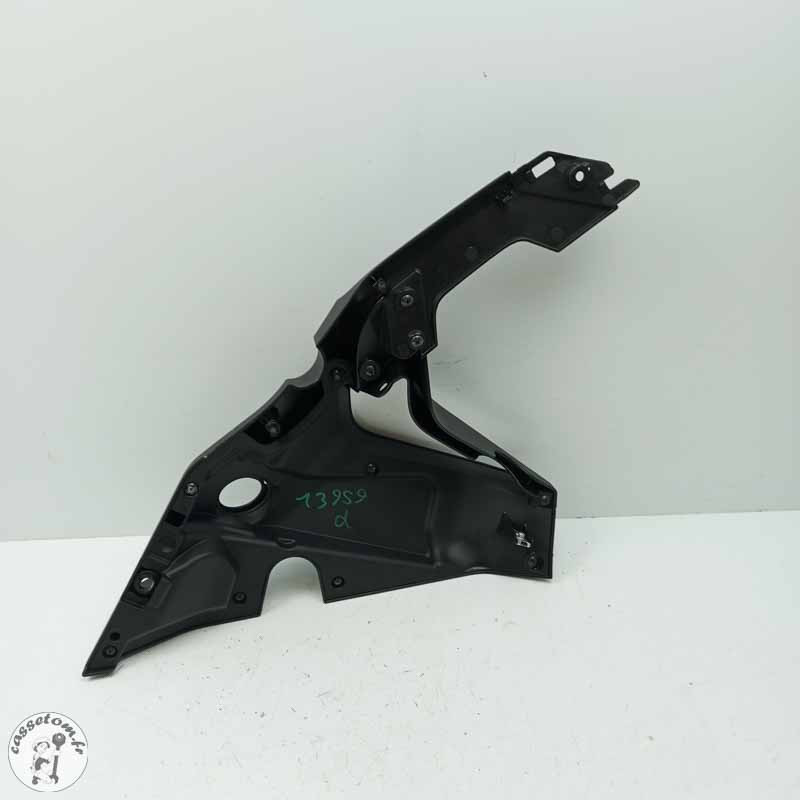 Ecope radiateur droit  CF moto 800 mt 2025 - Cassetom - Nos pieces motos