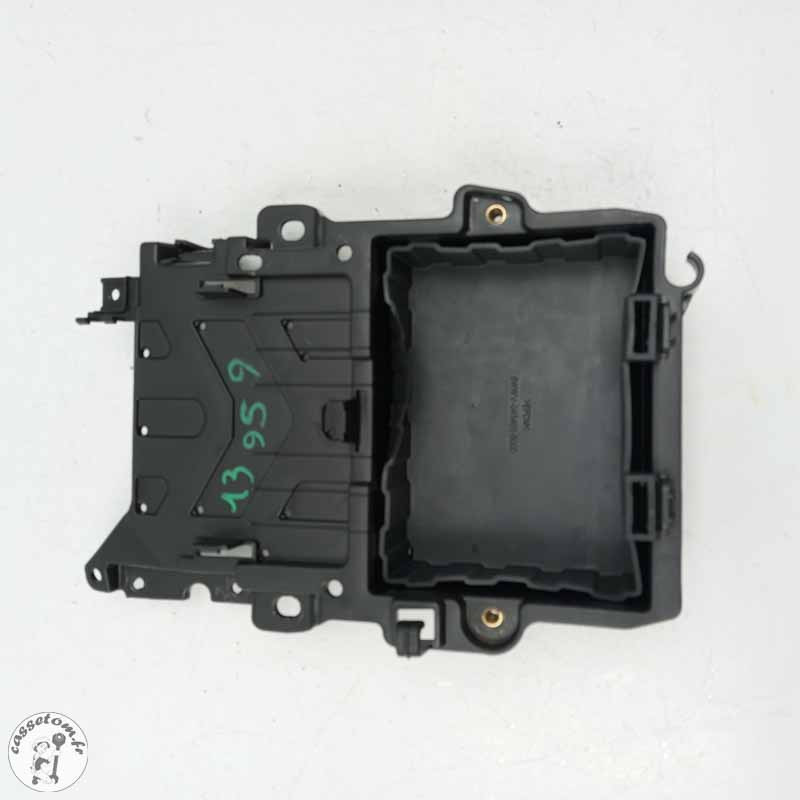 Support batterie  CF moto 800 mt 2025 - Cassetom - Nos pieces motos