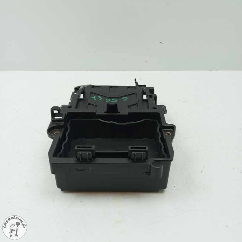 Support batterie  CF moto 800 mt 2025 - Cassetom - Nos pieces motos
