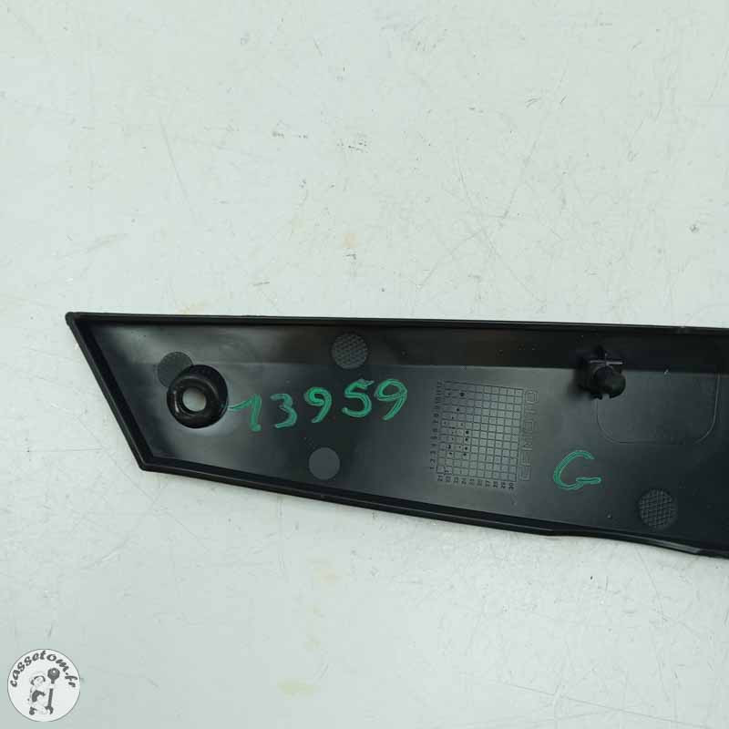 Prolongement écope radiateur gauche  CF moto 800 mt 2025 - Cassetom - Nos pieces motos