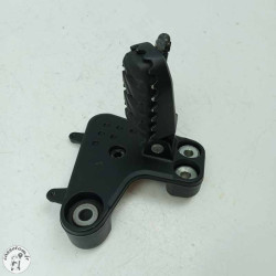 Platine avant gauche avec repose pied  CF moto 800 mt 2025 - Cassetom - Nos pieces motos