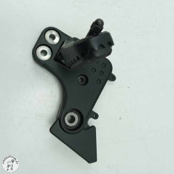 Platine avant droit avec repose pied  CF moto 800 mt 2025 - Cassetom - Nos pieces motos