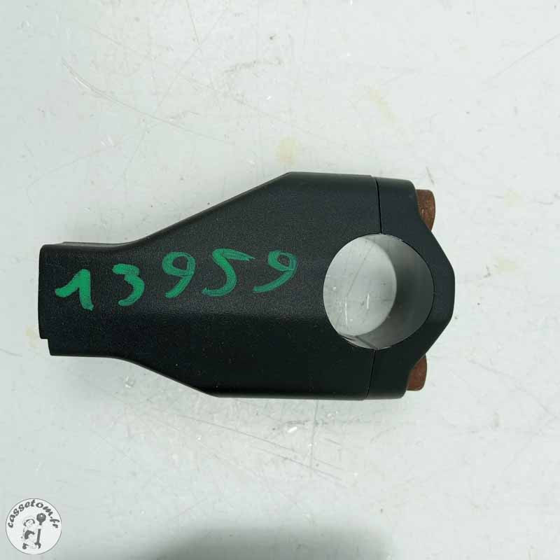 Pontets de guidon  CF moto 800 mt 2025 - Cassetom - Nos pieces motos
