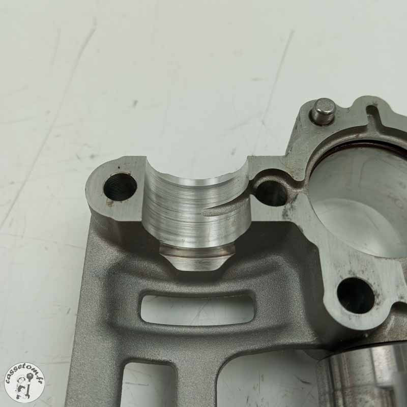 Palier des arbres à cames  CF moto 800 mt 2025 - Cassetom - Nos pieces motos