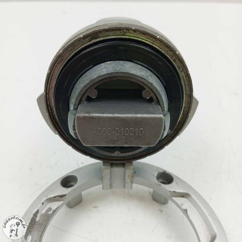 Bouchon de réservoir + 1 clé  CF moto 800 mt 2025 - Cassetom - Nos pieces motos