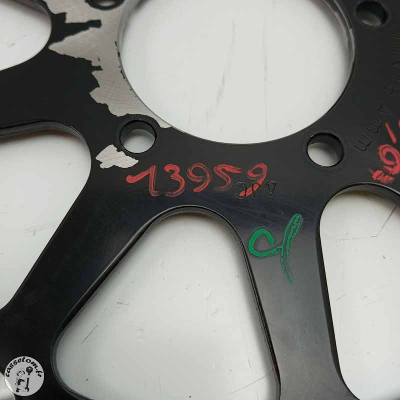 Disque de frein avant droit  CF moto 800 mt 2025 - Cassetom - Nos pieces motos