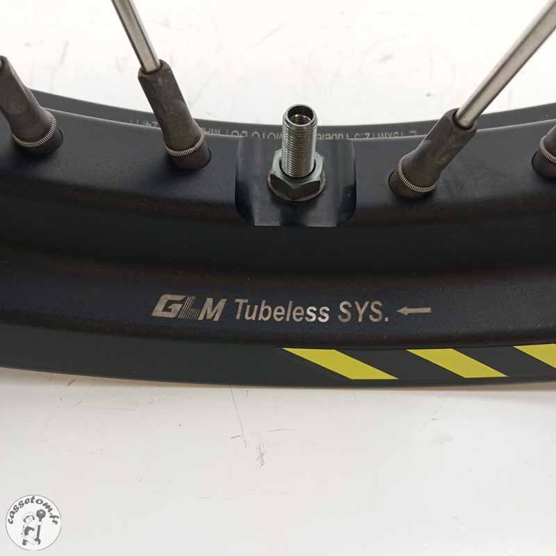 Jante avant  CF moto 800 mt 2025 - Cassetom - Nos pieces motos