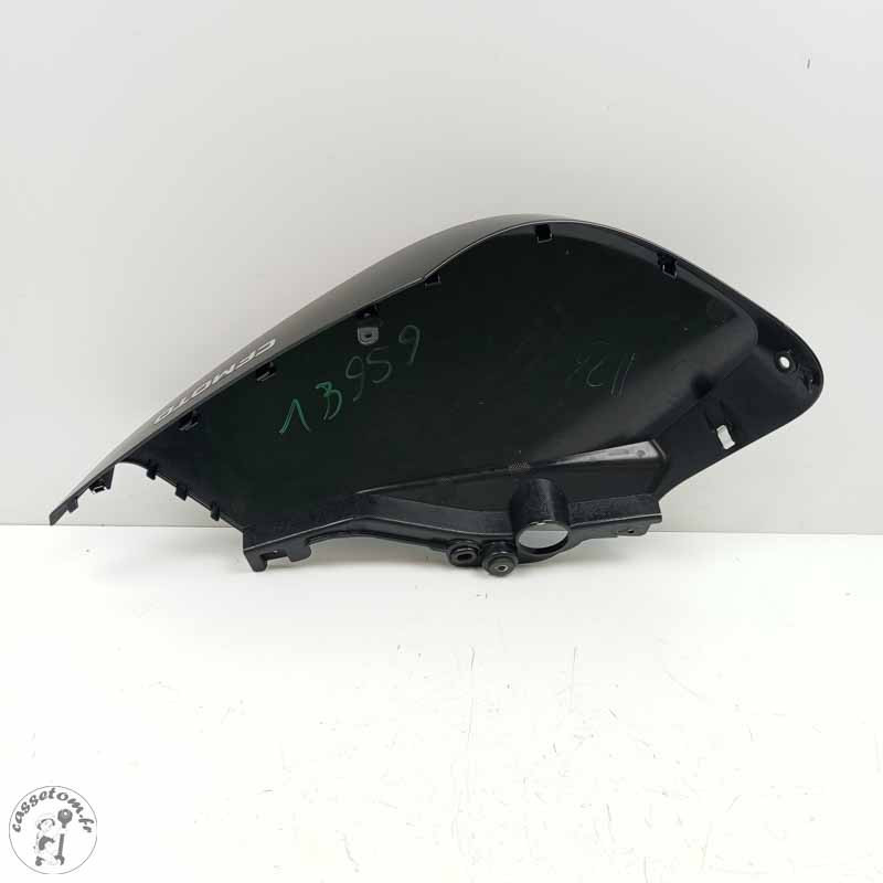 Carénage de réservoir droit  CF moto 800 mt 2025 - Cassetom - Nos pieces motos