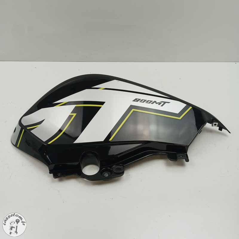 Carénage de réservoir droit  CF moto 800 mt 2025 - Cassetom - Nos pieces motos