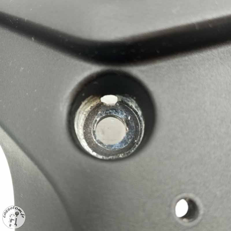 Poignée passager  CF moto 800 mt 2025 - Cassetom - Nos pieces motos
