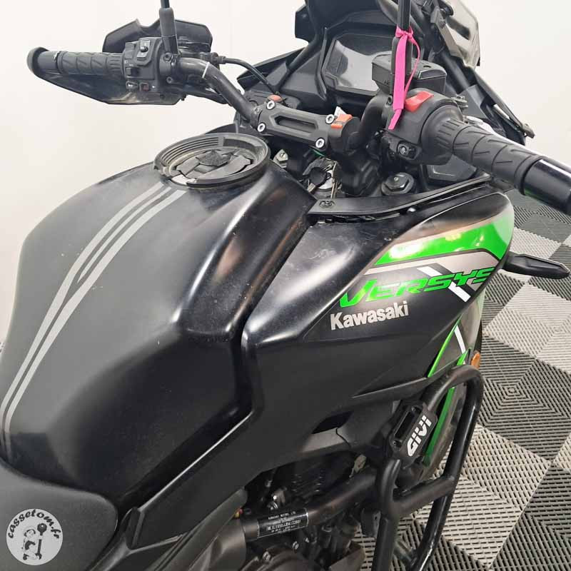 KAWASAKI VERS650 649 2024 accidentée - La Casse de l Oncle Tom