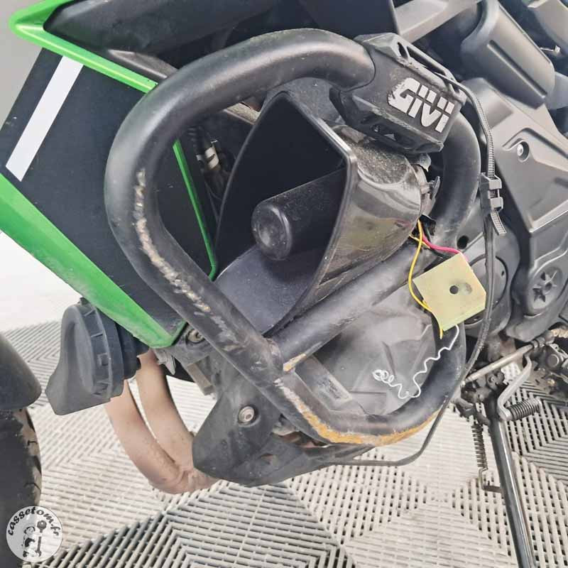 KAWASAKI VERS650 649 2024 accidentée - La Casse de l Oncle Tom