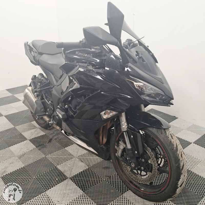 KAWASAKI Z1000SX 1043 2018 accidentée - La Casse de l Oncle Tom