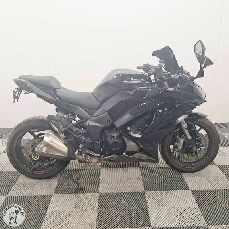 KAWASAKI Z1000SX 1043 2018 accidentée - La Casse de l Oncle Tom