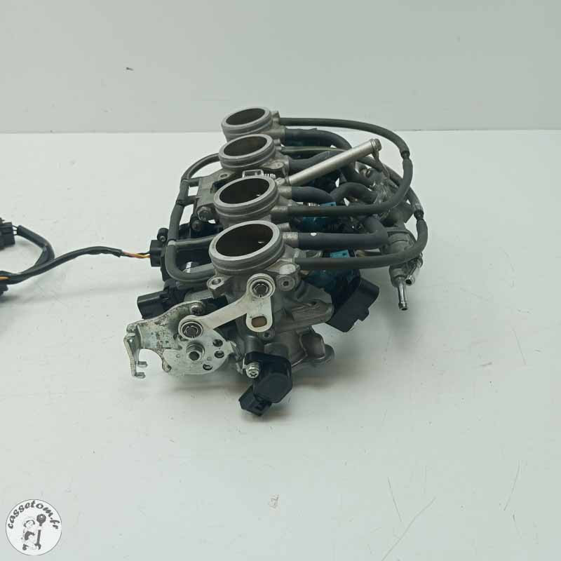 Rampe d'injection Yamaha  800 FZ8 2014 - Cassetom - Nos pieces motos