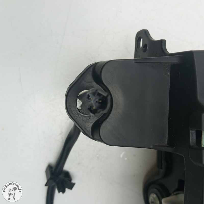 Feu arrière  Yamaha  800 FZ8 2014 - Cassetom - Nos pieces motos
