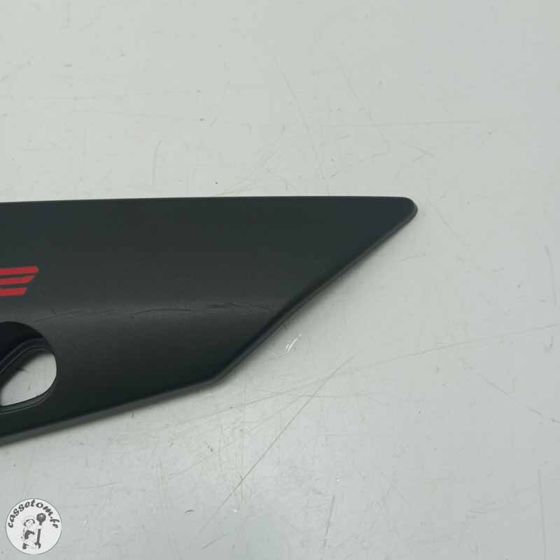Flanc de carénage avant droit  Yamaha  800 FZ8 2014 - Cassetom - Nos pieces motos