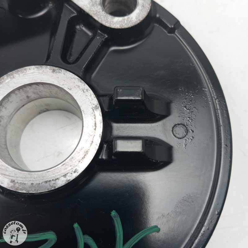Support flasque capteur abs arrière  Yamaha  800 FZ8 2014 - Cassetom - Nos pieces motos