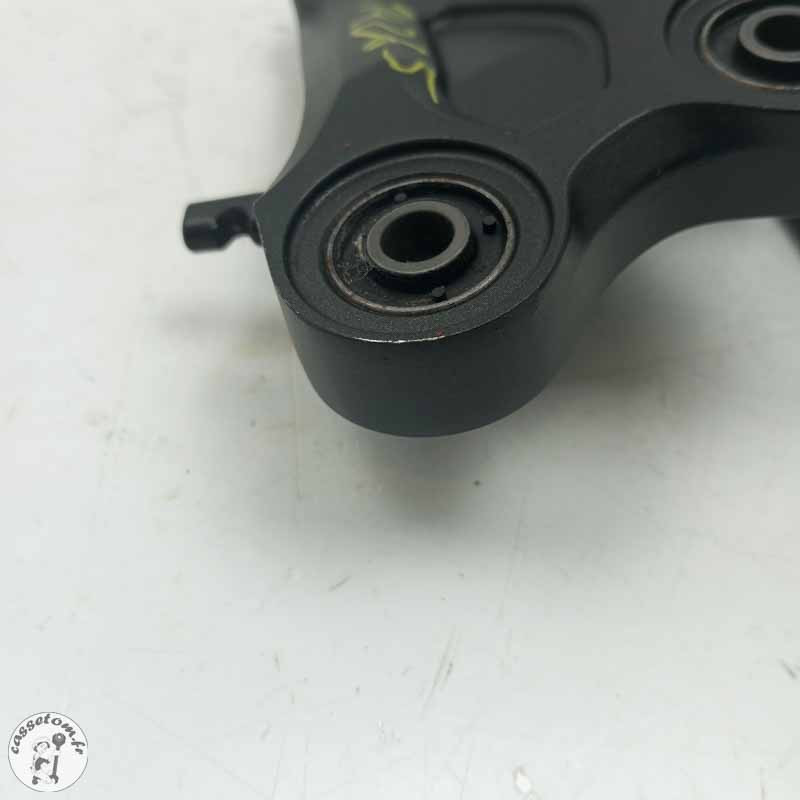 Protège talon droit  Yamaha  800 FZ8 2014 - Cassetom - Nos pieces motos