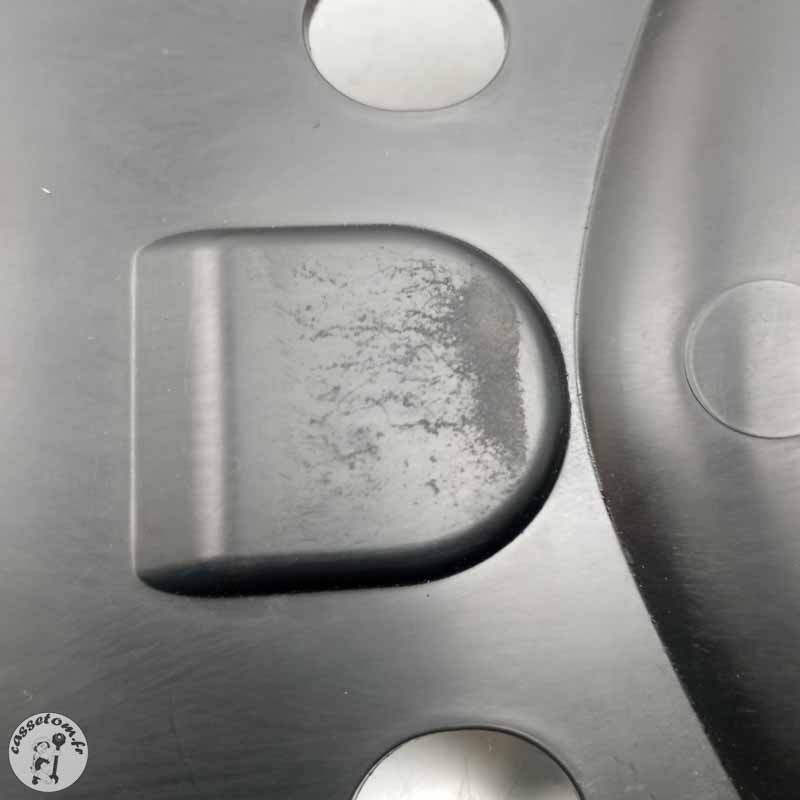 Passage de roue  Yamaha  800 FZ8 2014 - Cassetom - Nos pieces motos