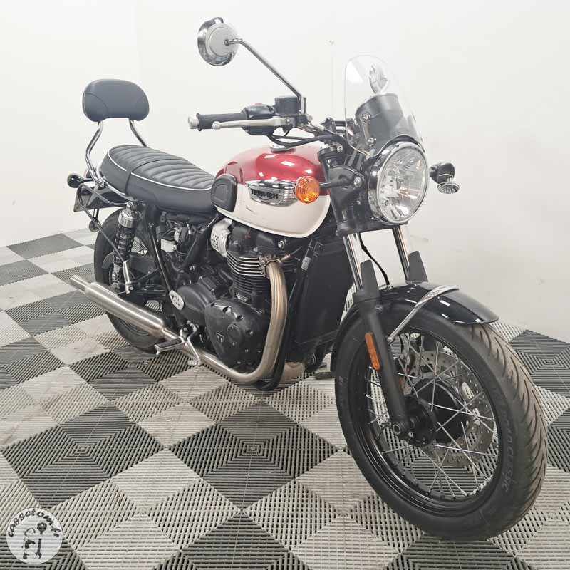 TRIUMPH BONN.T100 900 2023 accidentée - La Casse de l Oncle Tom