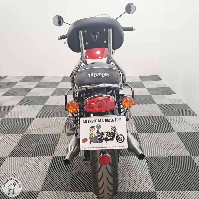 TRIUMPH BONN.T100 900 2023 accidentée - La Casse de l Oncle Tom