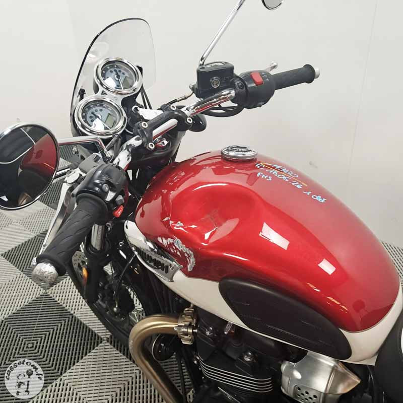 TRIUMPH BONN.T100 900 2023 accidentée - La Casse de l Oncle Tom