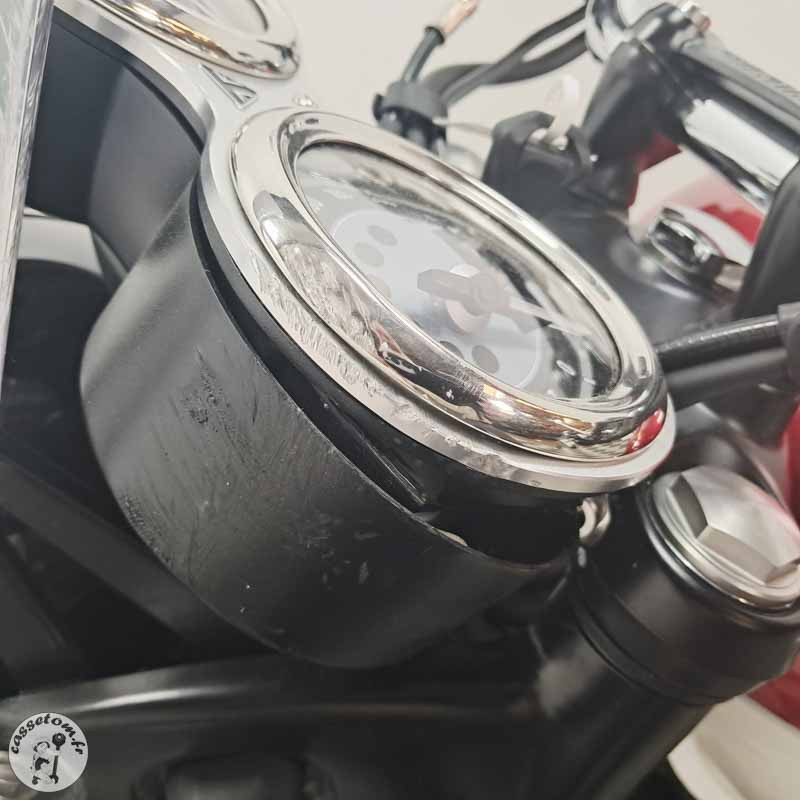 TRIUMPH BONN.T100 900 2023 accidentée - La Casse de l Oncle Tom