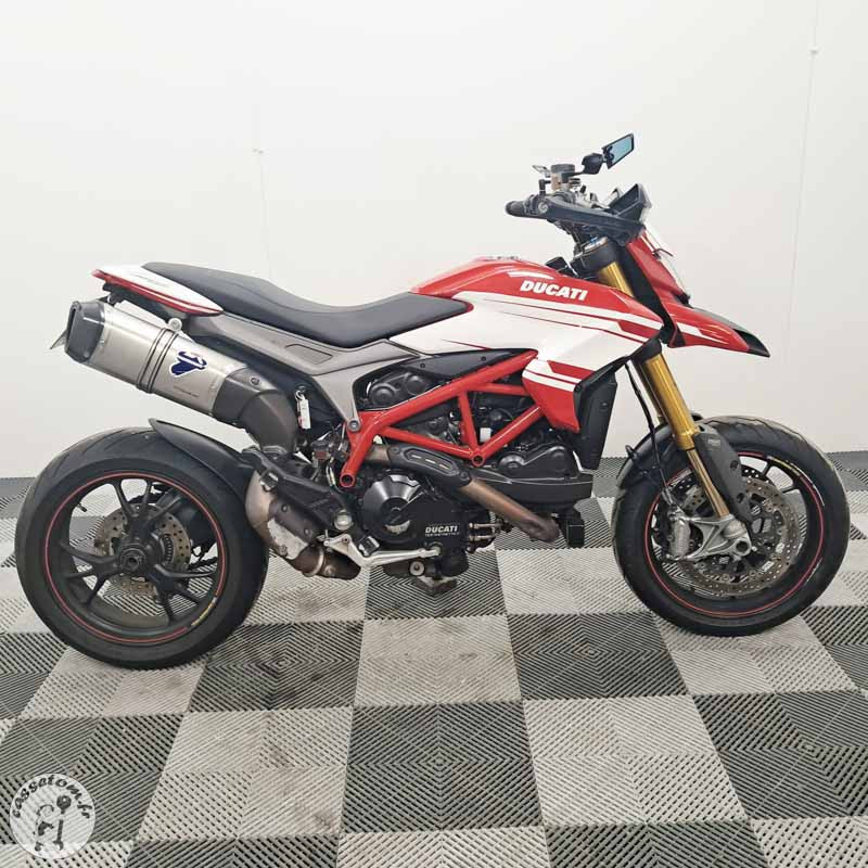 DUCATI Hypermotard 939 SP 937 2018 accidentée - La Casse Oncle Tom