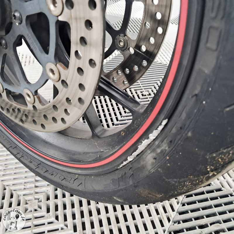 DUCATI Hypermotard 939 SP 937 2018 accidentée - La Casse Oncle Tom