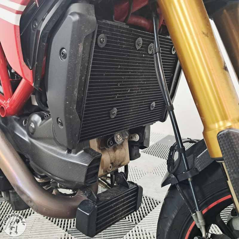 DUCATI Hypermotard 939 SP 937 2018 accidentée - La Casse Oncle Tom