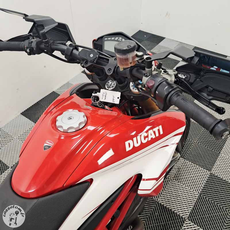 DUCATI Hypermotard 939 SP 937 2018 accidentée - La Casse Oncle Tom