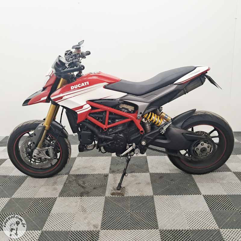 DUCATI Hypermotard 939 SP 937 2018 accidentée - La Casse Oncle Tom