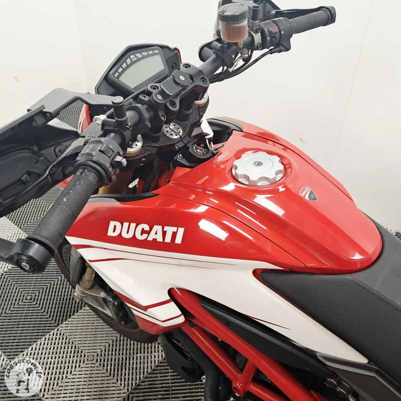 DUCATI Hypermotard 939 SP 937 2018 accidentée - La Casse Oncle Tom