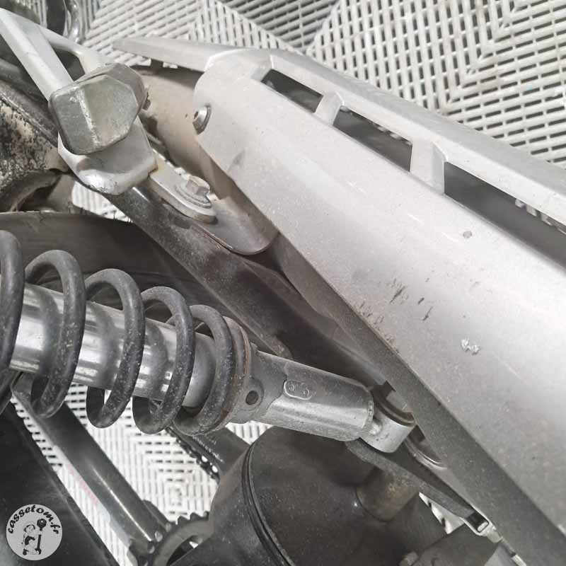 YAMAHA YBR125 124 2010 accidentée - La Casse de l Oncle Tom