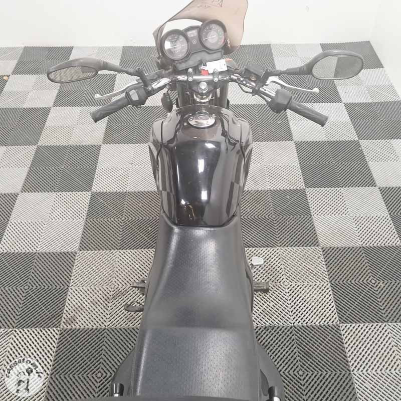 YAMAHA YBR125 124 2010 accidentée - La Casse de l Oncle Tom