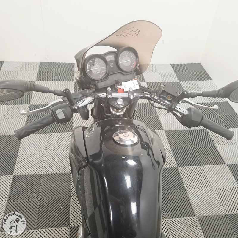 YAMAHA YBR125 124 2010 accidentée - La Casse de l Oncle Tom