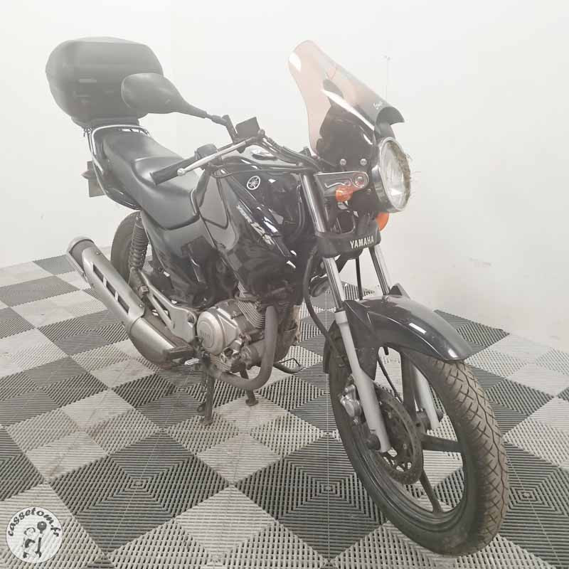 YAMAHA YBR125 124 2010 accidentée - La Casse de l Oncle Tom