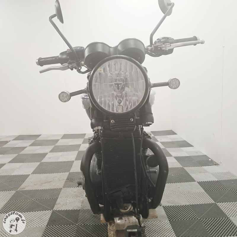 Triumph Bonneville T100 900 2017 accidentee - La Casse de l Oncle Tom