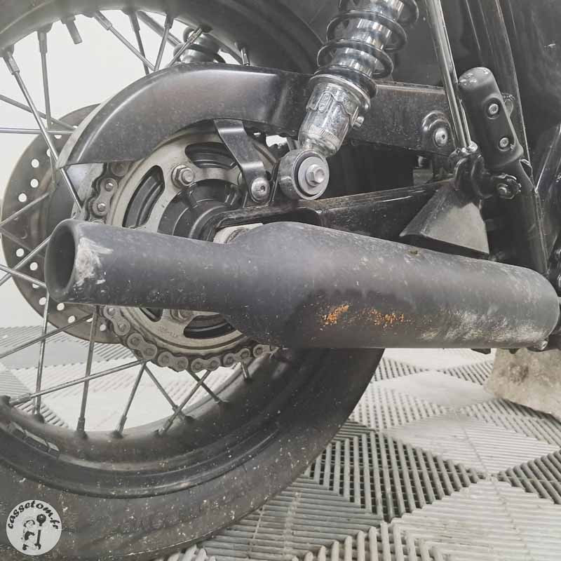 Triumph Bonneville T100 900 2017 accidentee - La Casse de l Oncle Tom