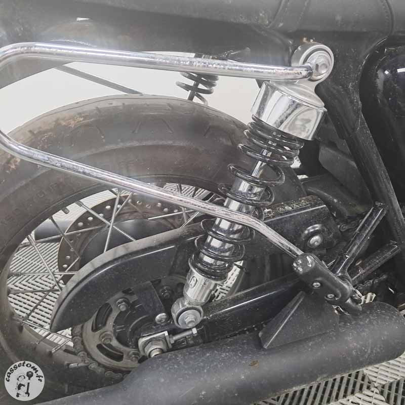 Triumph Bonneville T100 900 2017 accidentee - La Casse de l Oncle Tom