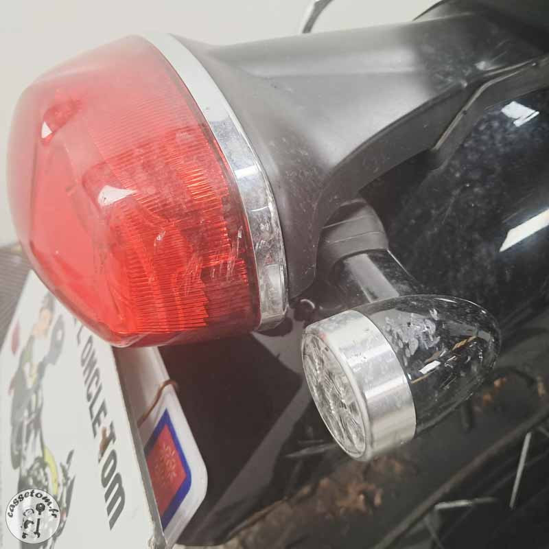 Triumph Bonneville T100 900 2017 accidentee - La Casse de l Oncle Tom