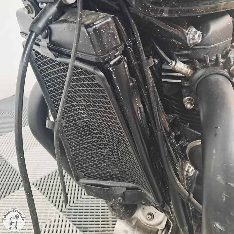 Triumph Bonneville T100 900 2017 accidentee - La Casse de l Oncle Tom