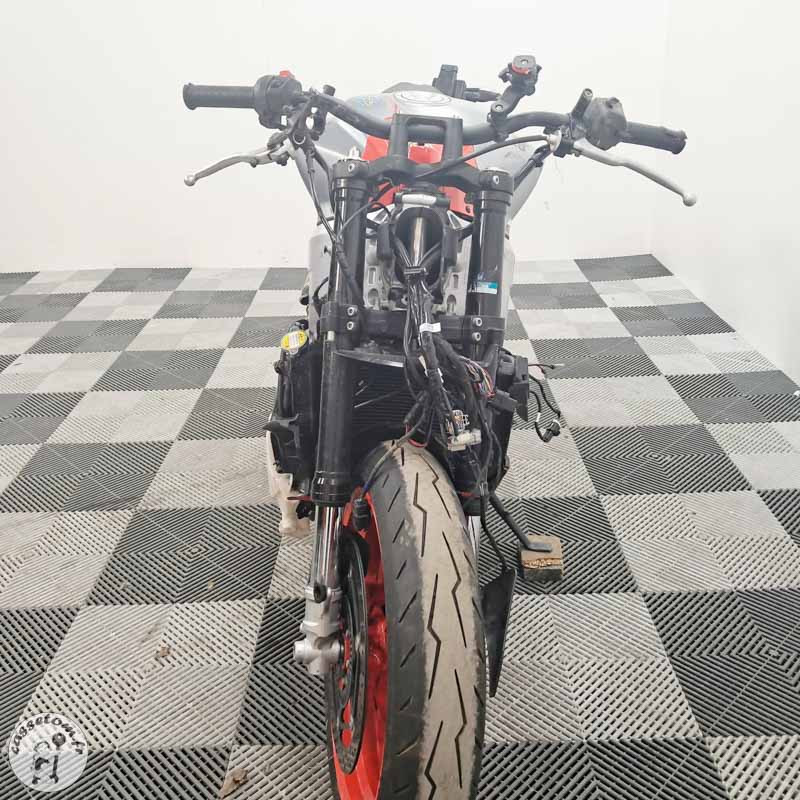 APRILIA TUONO 660 2022 accidentée - La Casse de l Oncle Tom