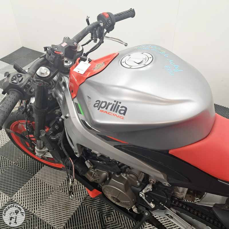 APRILIA TUONO 660 2022 accidentée - La Casse de l Oncle Tom