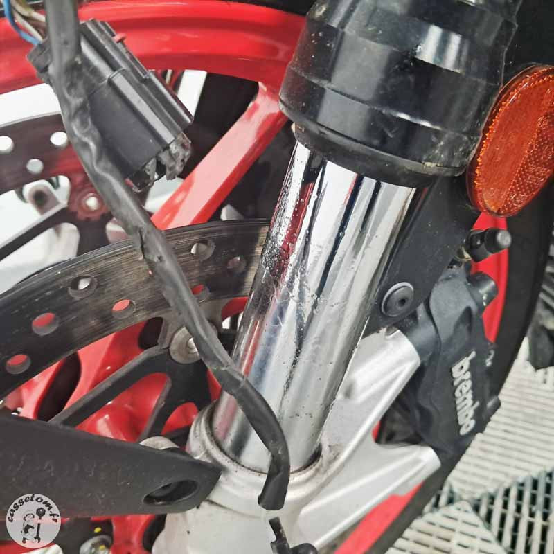 APRILIA TUONO 660 2022 accidentée - La Casse de l Oncle Tom