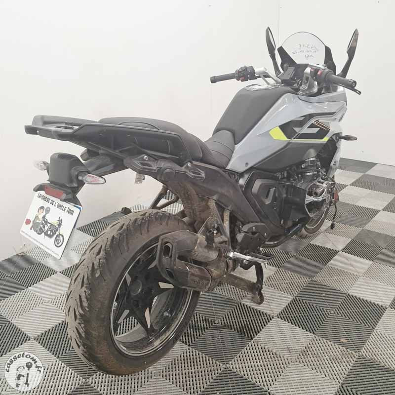 B.M.W. R1300RS 1300 2025 accidentée - La Casse de l Oncle Tom